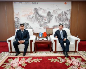 El Gobernador Claudio Vidal en China: gestión de inversiones para fortalecer el desarrollo energético de Santa Cruz