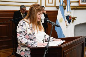 Analía Costantini asumió como Ministra de Salud y Ambiente de Santa Cruz