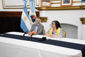 Costantini: “Debemos trabajar duro y con honestidad para brindarles respuestas a los santacruceños”