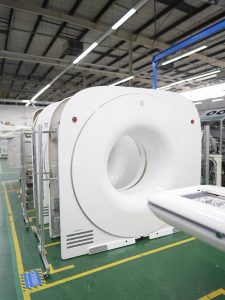Claudio Vidal continúa su recorrido por municipios en China para impulsar inversiones tecnológicas y el desarrollo de YCRT