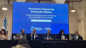 Santa Cruz presente en el Encuentro Federal de Educación Básica