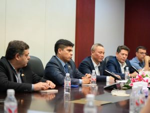 Claudio Vidal gestiona inversiones para Santa Cruz en China: "Estamos trabajando para el futuro de nuestra gente"