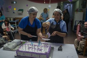 El Zuma celebró 44 años al servicio de nuestros adultos mayores