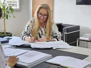 Reclamos de familias por incremento de cuotas en el Colegio Upsala de El Calafate
