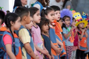 Emotiva Celebración por el 50° Aniversario del Jardín de Infantes N° 5 de Piedra Buena