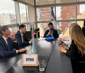 Culto: Santa Cruz y Nación fortalecen vínculos de cooperación