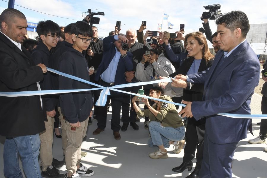 Vidal inauguró el Taller de Innovación Educativa de la Escuela del Viento