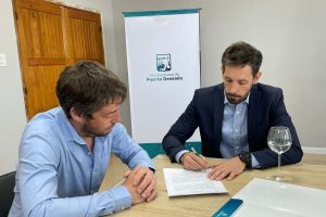 El municipio de Puerto Deseado firmó convenio con ABO Energy