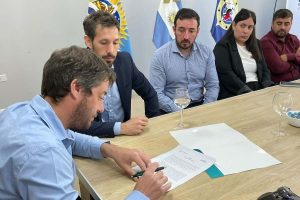 El municipio de Puerto Deseado firmó convenio con ABO Energy