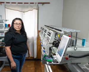 Vidal: “Esta fábrica es un ejemplo del compromiso y la fuerza productiva de las mujeres santacruceñas”