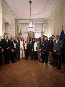 El Gobierno Provincial busca inversiones en energías renovables y eficiencia energética