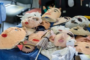 Estudiantes presentaron el Proyecto “Plásticos hasta en el aire que respiramos” en el Centro Cultural