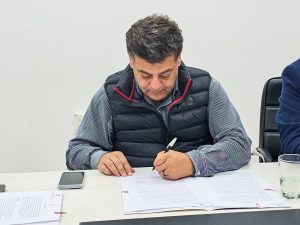 Se firmó un convenio que permitirá implementar la capacitación de “Operario Filetero”