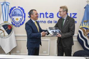 Mesa empresarial en Casa de Gobierno: Santa Cruz y Suecia abren diálogo para inversores