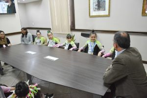 Álvarez recibió a campeonas santacruceñas de gimnasia rítmica
