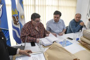 Abrieron sobres de las licitaciones para las 56 Viviendas en Río Gallegos y el gimnasio deportivo para Los Antiguos