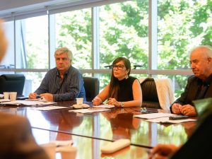 Vidal: "Con este acuerdo histórico, Santa Cruz recupera el manejo de sus recursos"