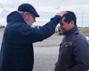 El Obispo Medina y el significado de la Navidad: Una invitación a la reflexión y la unidad familiar