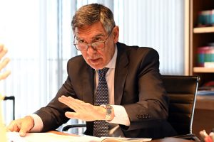Bustamante: “El Gobernador negoció de manera beneficiosa para Santa Cruz”