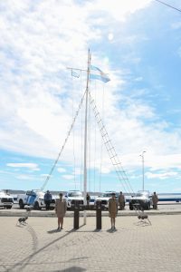 Álvarez asistió al cambio de mando en la Prefectura de Zona Mar Argentino Sur