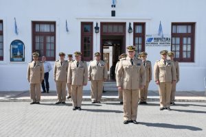 Álvarez asistió al cambio de mando en la Prefectura de Zona Mar Argentino Sur