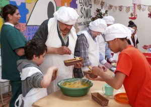 Solidaridad y espíritu navideño de nuestros adultos mayores