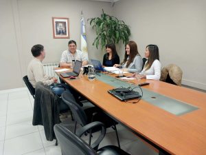 Brindan detalles sobre el proyecto para el aprovechamiento integral del valle del río Deseado