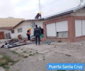 Protección Civil Santa Cruz cerró una jornada de intensas intervenciones ante los fuertes vientos que azotaron la provincia