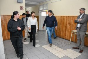 Vidal: “Desde el gobierno insistimos y seguimos trabajando para fortalecer la educación pública”