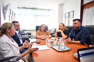 Autoridades de Salud recorrieron los hospitales de las Zonas Norte y Centro de Santa Cruz