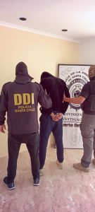 Detuvieron a un hombre tras un violento hecho de entradera en Caleta Olivia