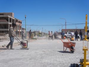 Vidal recorrió obras en Pico Truncado: "Con pertenencia y administración responsable se puede crecer"