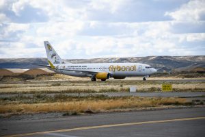 El Gobierno de Santa Cruz y Flybondi inauguraron la ruta aérea que une a Río Gallegos con Buenos Aires