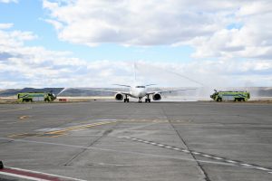 El Gobierno de Santa Cruz y Flybondi inauguraron la ruta aérea que une a Río Gallegos con Buenos Aires