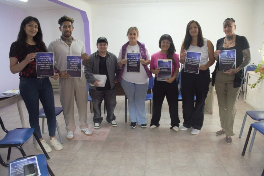 El Gobierno Provincial acompañó a localidades de la provincia en la marcha Federal del Orgullo Antifascista y Antirracista