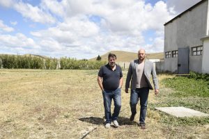 Proyectan ampliar el Matadero de Puerto Santa Cruz: más oportunidades para productores y una salida comercial para el guanaco