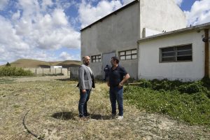 Proyectan ampliar el Matadero de Puerto Santa Cruz: más oportunidades para productores y una salida comercial para el guanaco