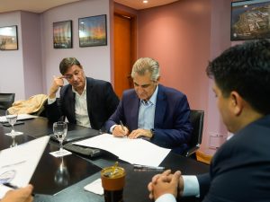 FOMICRUZ y VGI firman un convenio para el desarrollo energético e industrial en Santa Cruz