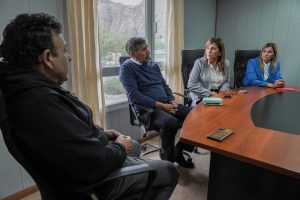 Educación firmó convenio para el mantenimiento de escuelas con la Municipalidad de El Chaltén