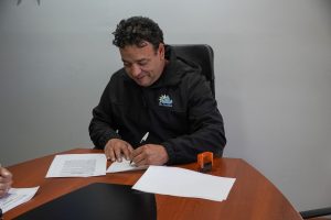Educación firmó convenio para el mantenimiento de escuelas con la Municipalidad de El Chaltén