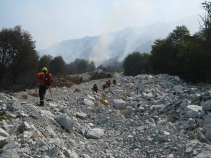 Santa Cruz en alerta: Brigadistas se ponen a disposición para combatir los incendios en la Comarca Andina
