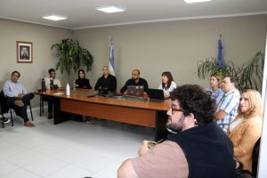 Newmont Cerro Negro presentó actualización de informe de impacto ambiental ante el Gobierno Provincial