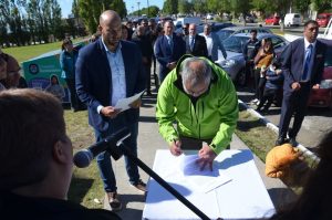 Ciudades Sostenibles: Ambiente firmó el acta de adhesión con el Municipio de Puerto Santa Cruz