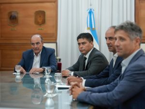 Vidal insiste en la reactivación de las represas ante Nación y representantes de Gezhouba Group Corp