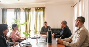 El Gobierno y el Municipio de 28 de Noviembre articulan proyectos estratégicos para el crecimiento de la localidad