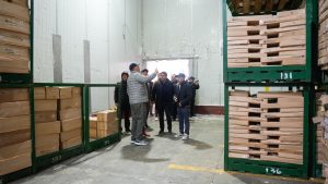 Vidal recorrió Puerto Deseado con empresarios chinos para impulsar inversiones en la industria pesquera y manufacturera