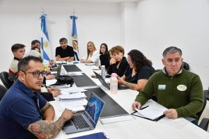 El Gobierno Provincial sostiene el diálogo y ratifica su compromiso con la educación y el salario docente