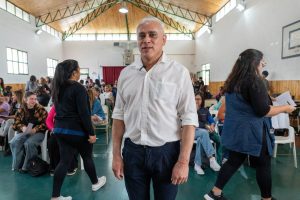 Educación lleva adelante los Actos Públicos de Ofrecimientos de Cargos y Horas Cátedra en toda la provincia