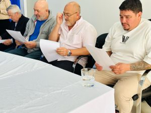 IDUV firmó contratos para la construcción de viviendas en el B° San Benito de Río Gallegos