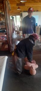 Salud Rural brindó capacitación de RCP en la Estancia Nibepo Aike